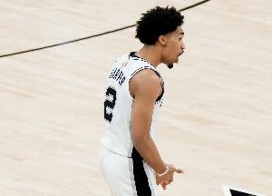 比利亚雷亚尔vs那不勒斯直播_比利亚雷亚尔vs那不勒斯现场直播_比利亚雷亚尔vs那不勒斯高清无插件